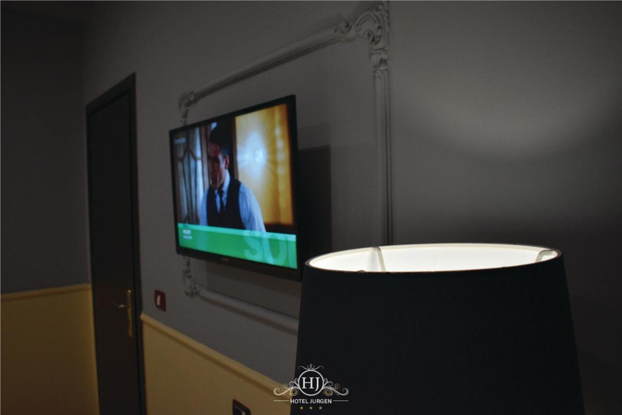Hotel Jurgen Lezhë Extérieur photo