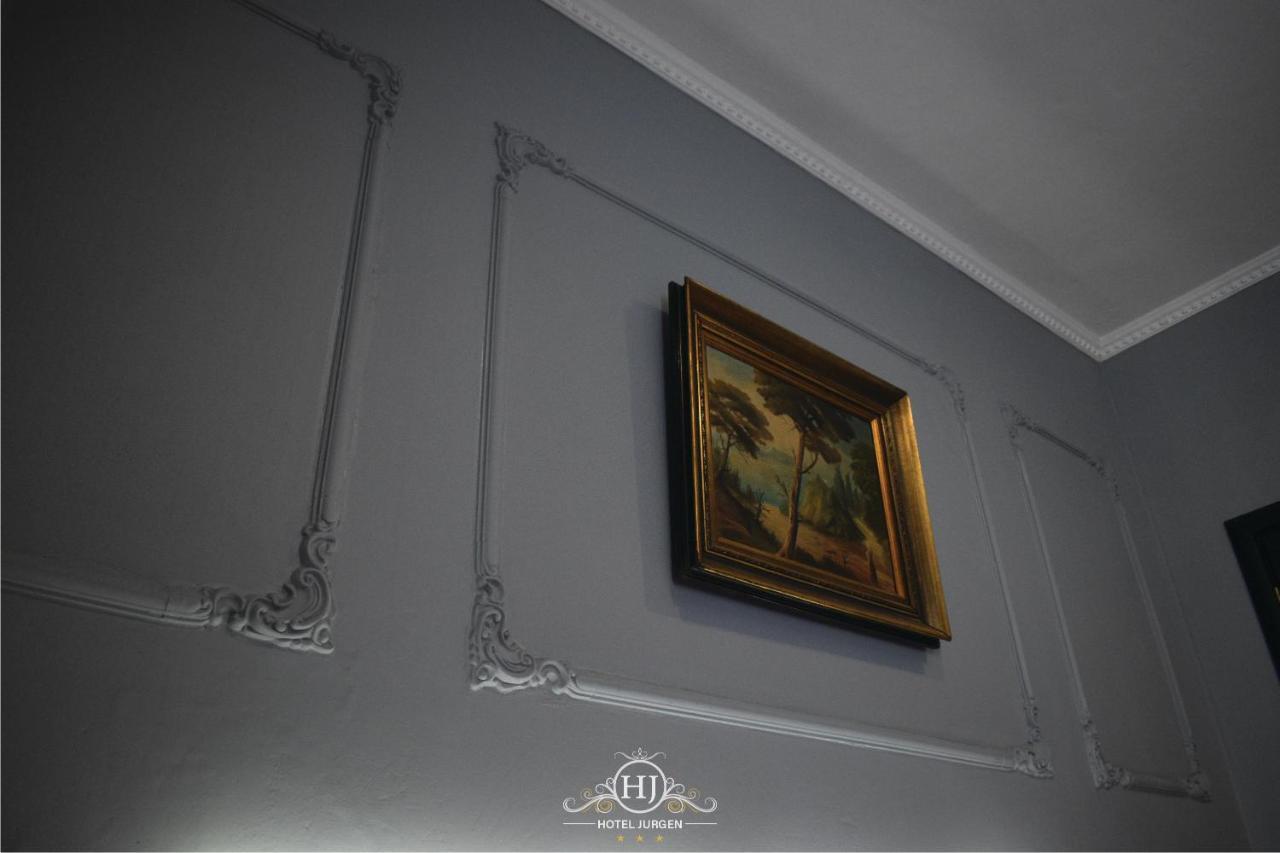 Hotel Jurgen Lezhë Extérieur photo